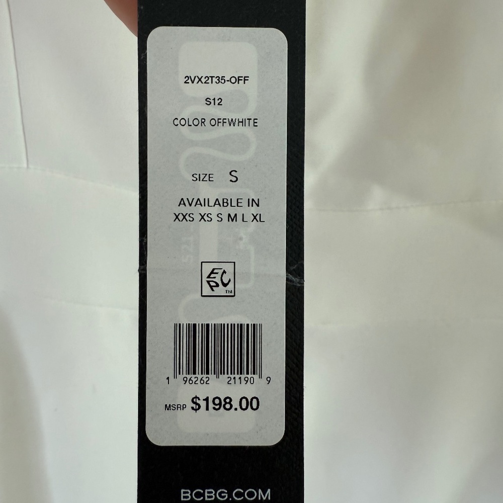 NEW!!!! with Tag BCBGMAXAZRIA top white ...super elegant! - Picture 6 of 6
